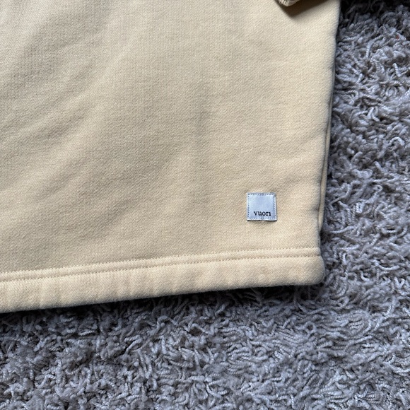 Vuori crew neck - Picture 2 of 5